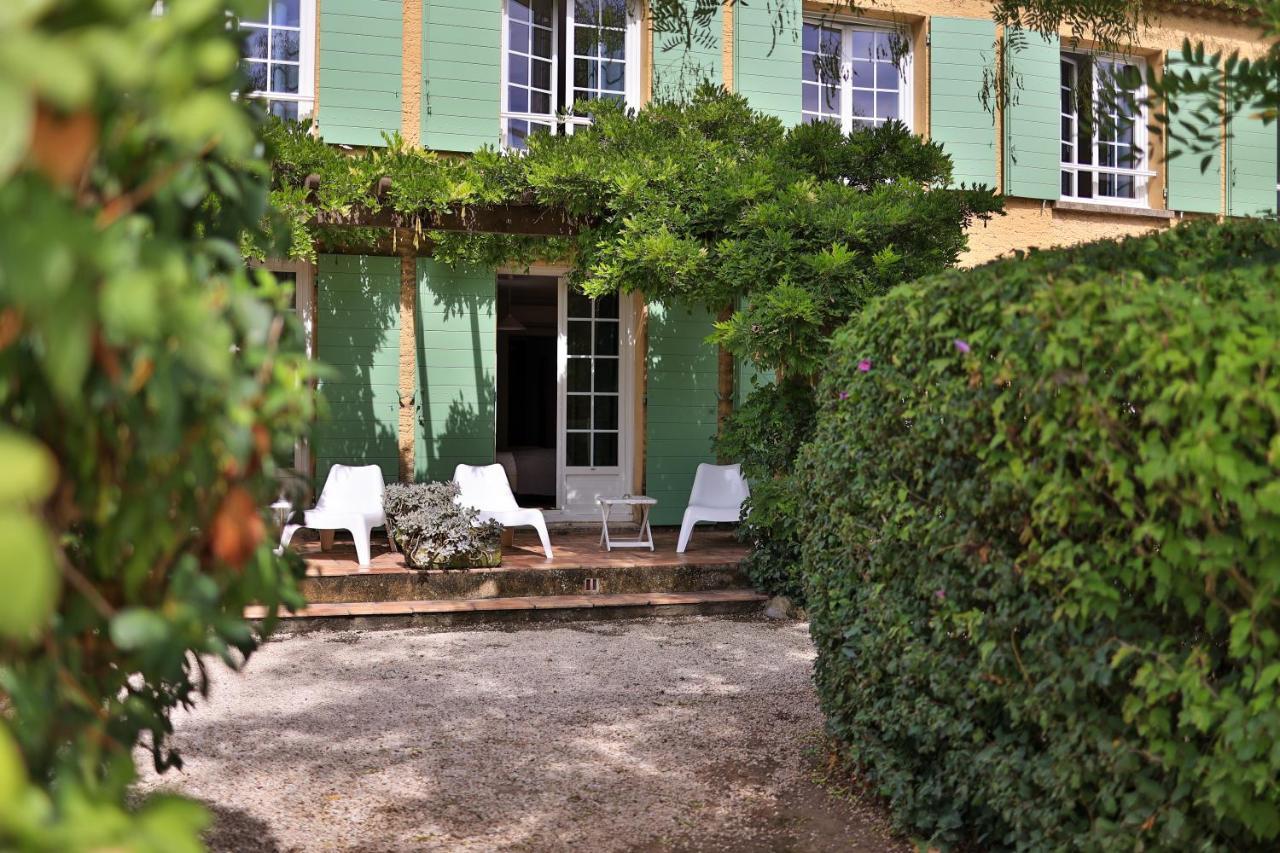 Logis Castel Mouisson Hotel 3*