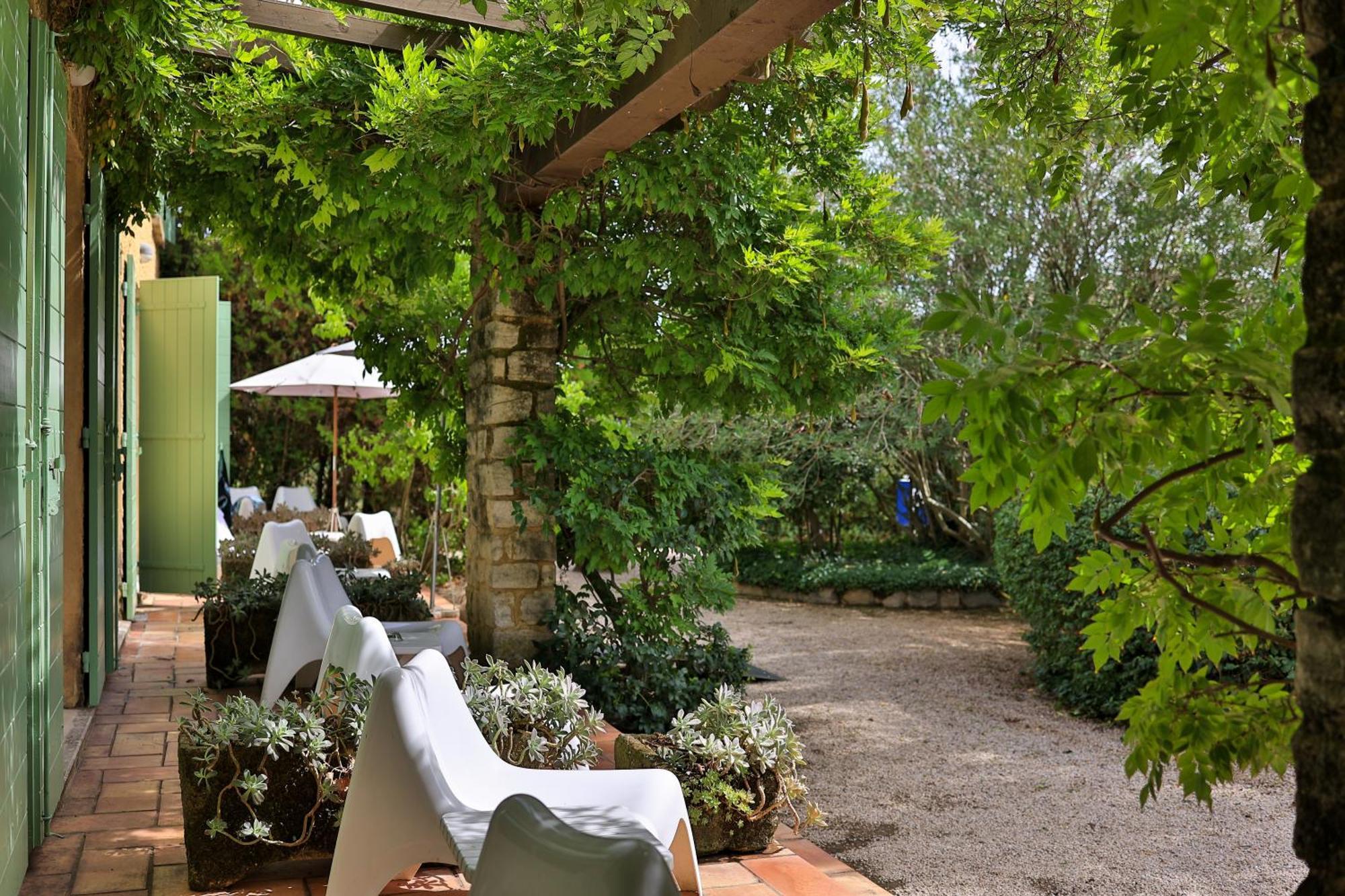 Hotel Logis Castel Mouisson Barbentane